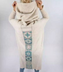 Pulover cardigan lung model grecesc cu lana